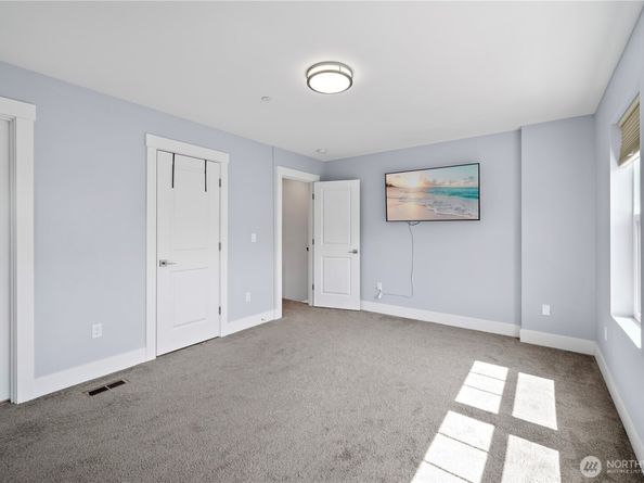 14414 34th Lane S, Tukwila WA 98168