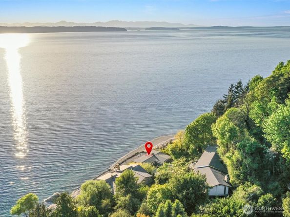 2690 SW 151st Place, Burien WA 98166