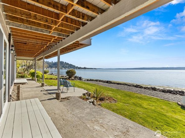 2690 SW 151st Place, Burien WA 98166