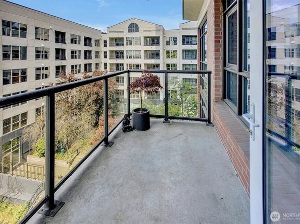 1420 Terry Avenue 603, Seattle WA 98101
