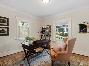 3119 108th Avenue SE, Bellevue WA 98004