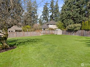 3119 108th Avenue SE, Bellevue WA 98004