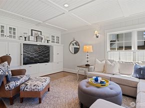 3119 108th Avenue SE, Bellevue WA 98004
