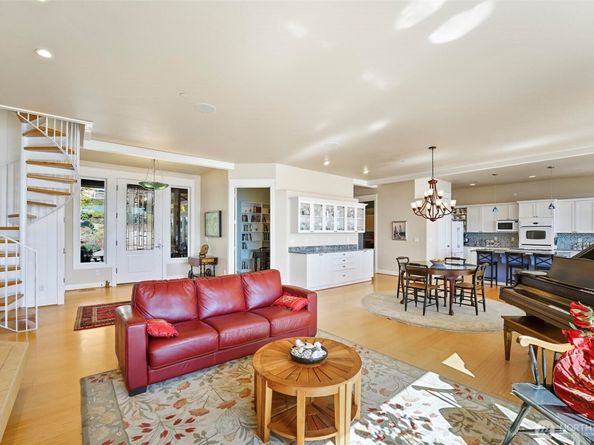 28812 125th Place SW, Vashon WA 98070