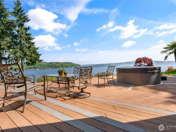 28812 125th Place SW, Vashon WA 98070