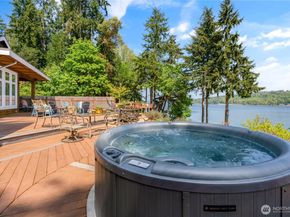 28812 125th Place SW, Vashon WA 98070