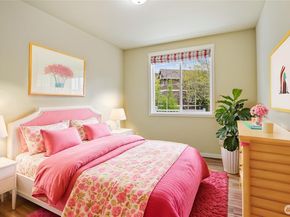 1511 25th Avenue NE, Issaquah WA 98029