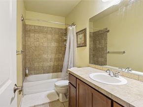 1511 25th Avenue NE, Issaquah WA 98029