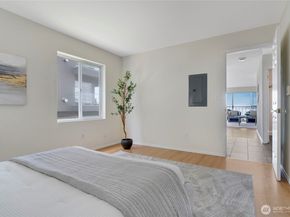 1156 Alki Avenue SW 105, Seattle WA 98116