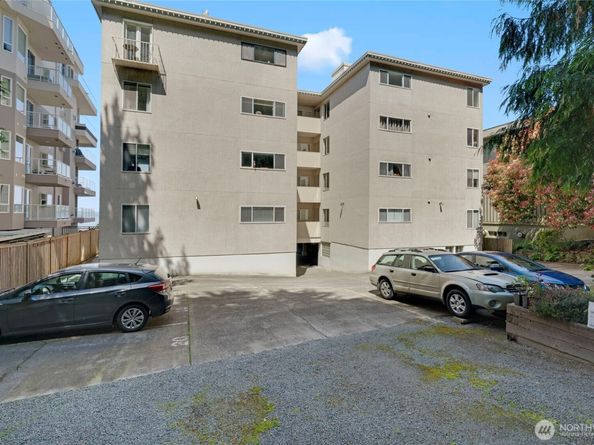 1156 Alki Avenue SW 105, Seattle WA 98116