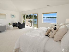 4582 Point White Drive NE, Bainbridge Island WA 98110