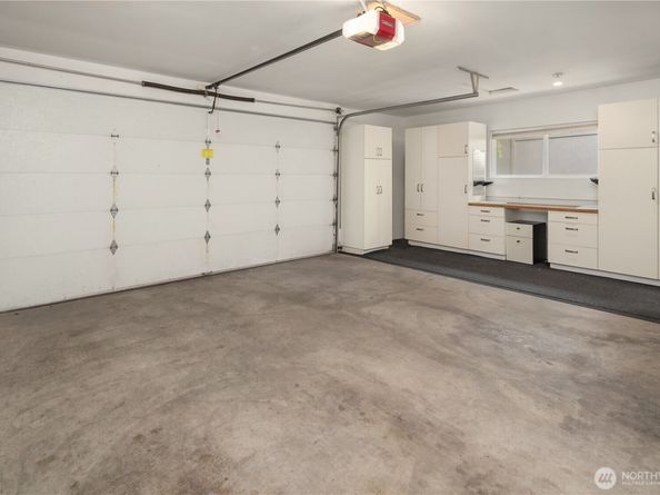 4582 Point White Drive NE, Bainbridge Island WA 98110
