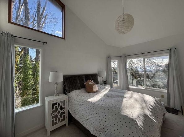 11703 NE 80th Street D3, Kirkland WA 98033