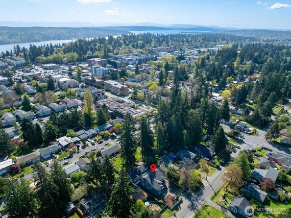 14534 27th Avenue NE, Shoreline WA 98155