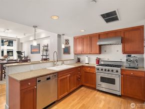 1500 4th Avenue 804, Seattle WA 98101