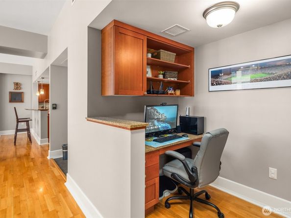 1500 4th Avenue 804, Seattle WA 98101
