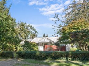 2704 NE 92nd Street, Seattle WA 98115