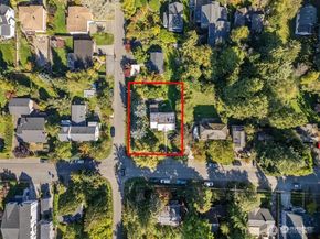 2704 NE 92nd Street, Seattle WA 98115
