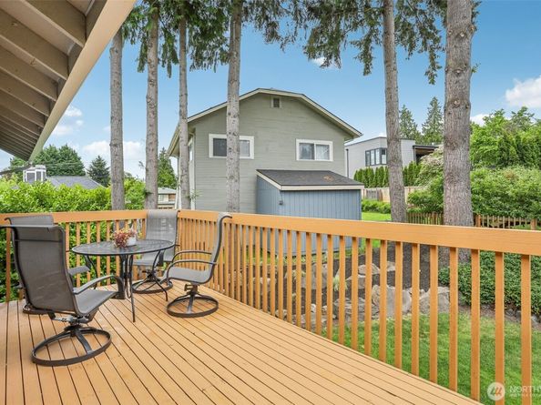 5906 112th Place NE, Kirkland WA 98033