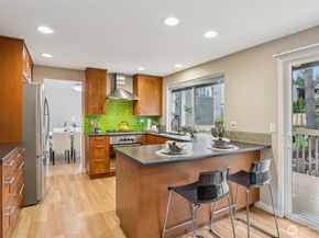 5906 112th Place NE, Kirkland WA 98033