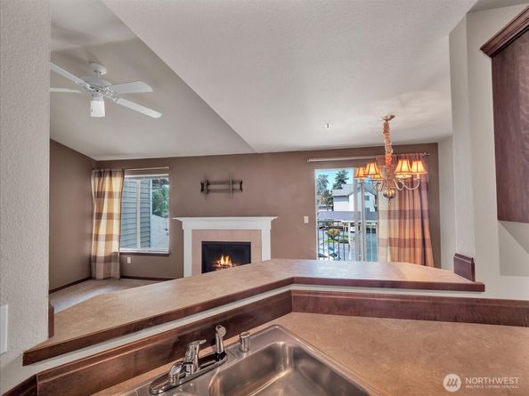 11527 Highway 99 E305, Everett WA 98204