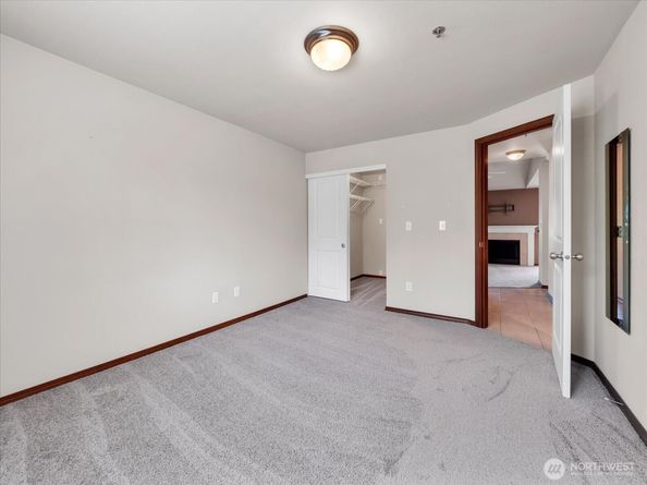 11527 Highway 99 E305, Everett WA 98204