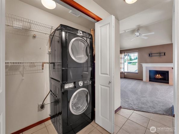 11527 Highway 99 E305, Everett WA 98204