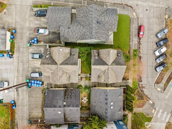 5907 40th Avenue SW B, Seattle WA 98136
