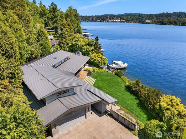 7964 E Mercer Way, Mercer Island WA 98040