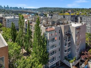 4343 Roosevelt Way NE 401, Seattle WA 98105