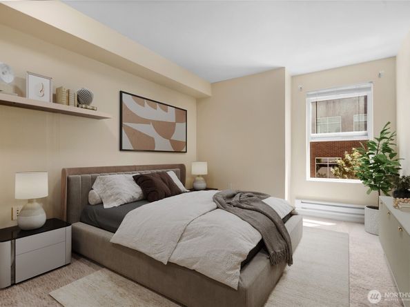 4343 Roosevelt Way NE 401, Seattle WA 98105