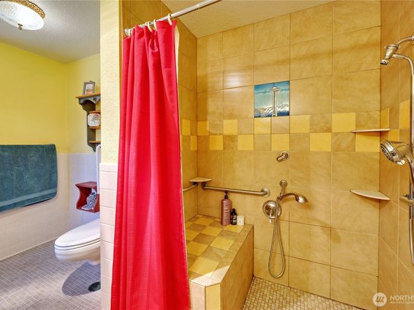 21988 Urdahl Road NW, Poulsbo WA 98370