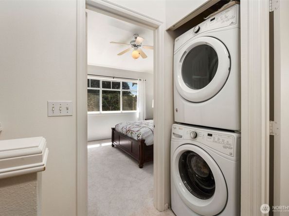 104 NE 94th Street, Seattle WA 98115