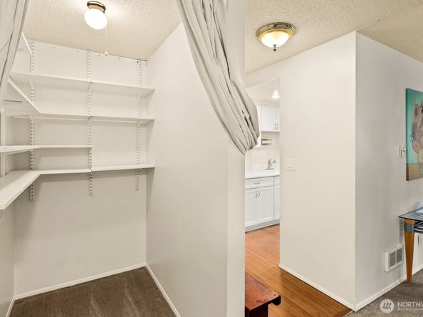 18904 8th Avenue NW 128, Shoreline WA 98177