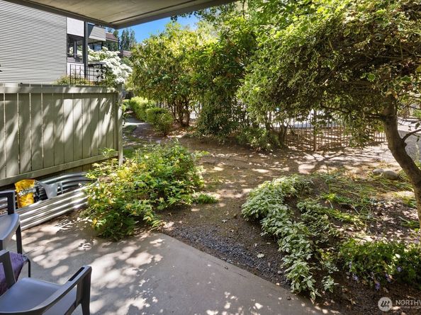 18904 8th Avenue NW 128, Shoreline WA 98177