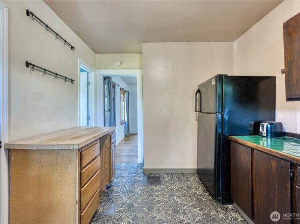 2150 N Callow Avenue, Bremerton WA 98312