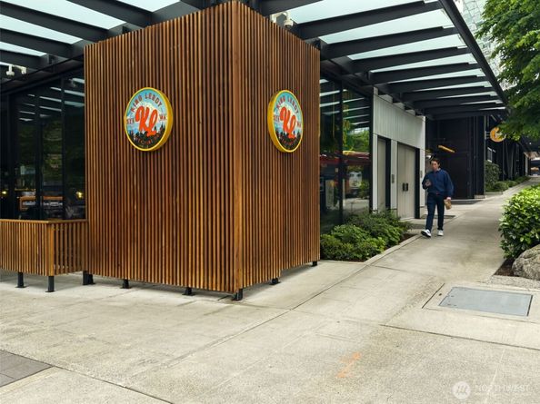 2015 Terry Avenue 208, Seattle WA 98121