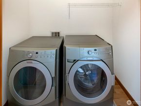 1414 25th Avenue B, Seattle WA 98122