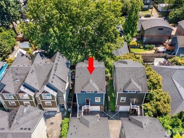 1414 25th Avenue B, Seattle WA 98122