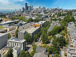 827 Hiawatha Place S 405, Seattle WA 98144