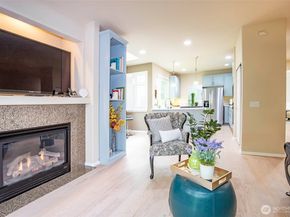 19 198th Place SE, Bothell WA 98012
