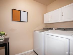 19 198th Place SE, Bothell WA 98012