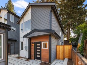 3807 NE 89th Street, Seattle WA 98115