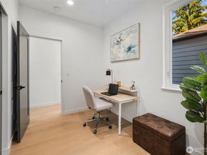 3807 NE 89th Street, Seattle WA 98115