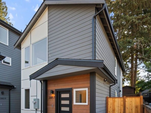 3807 NE 89th Street, Seattle WA 98115