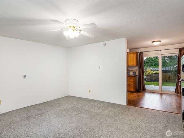 19713 Damson Road, Lynnwood WA 98036