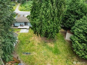 19713 Damson Road, Lynnwood WA 98036