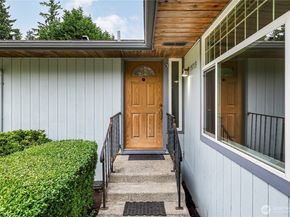 19713 Damson Road, Lynnwood WA 98036