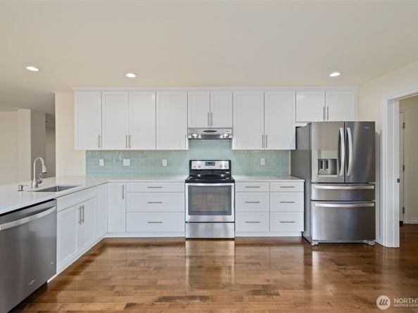 10129 224th Ave NE, Redmond WA 98053