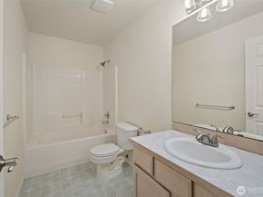 10129 224th Ave NE, Redmond WA 98053